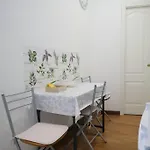 Casa Sinuessa * روما