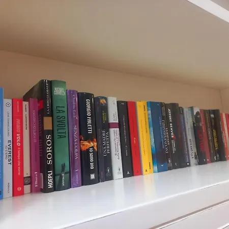 Casa Sinuessa Рим